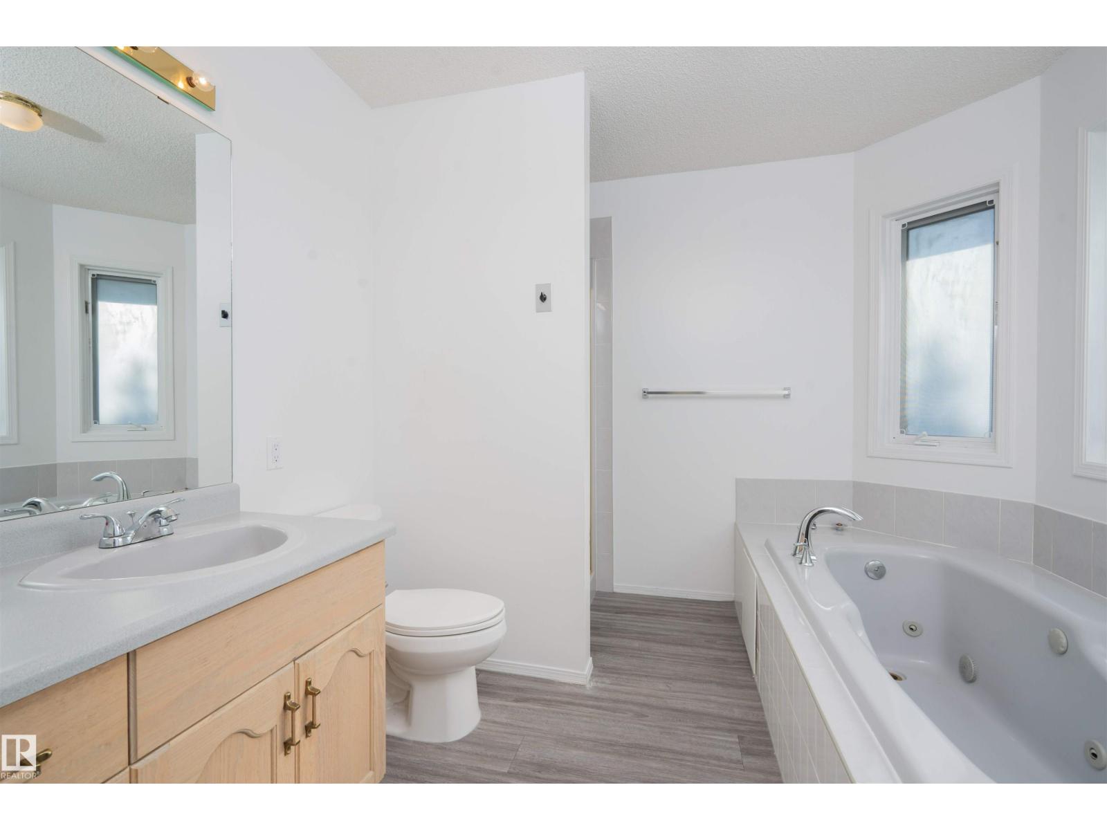 3203 145 Av Nw, Edmonton, Alberta  T5Y 2E9 - Photo 25 - E4459333