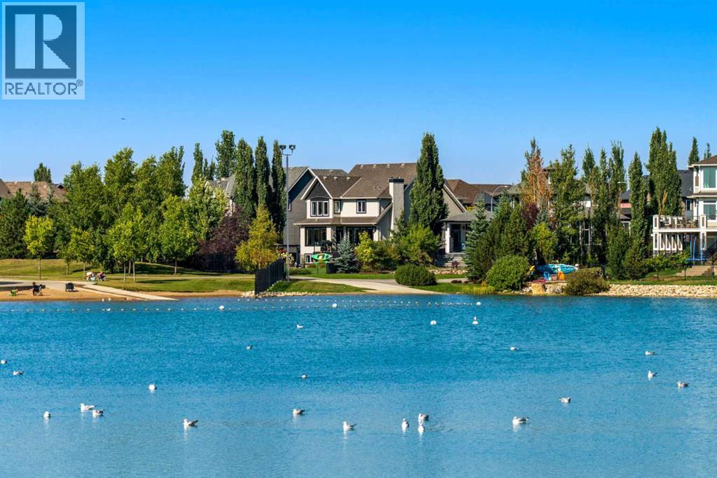 228 Mahogany Bay SE, Calgary, Alberta