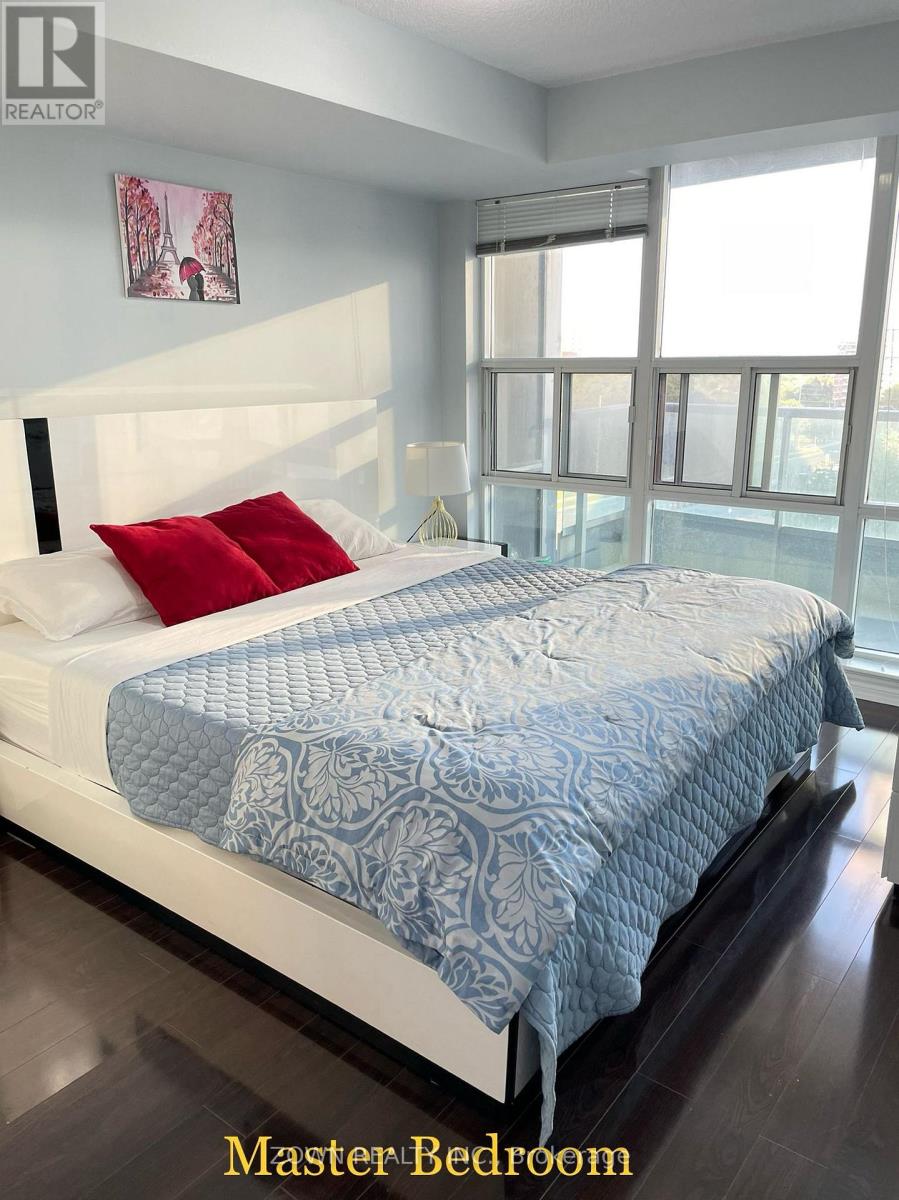 813 - 33 Elm Drive W, Mississauga (City Centre), Ontario  L5B 4M2 - Photo 12 - W12425267