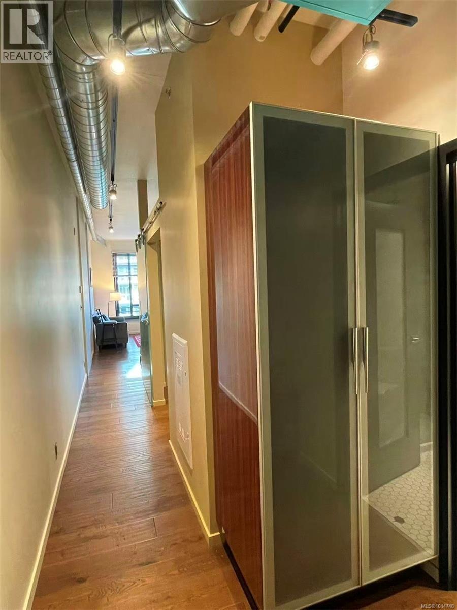 311 1029 View St, Victoria, British Columbia  V8V 0C9 - Photo 3 - 1014748