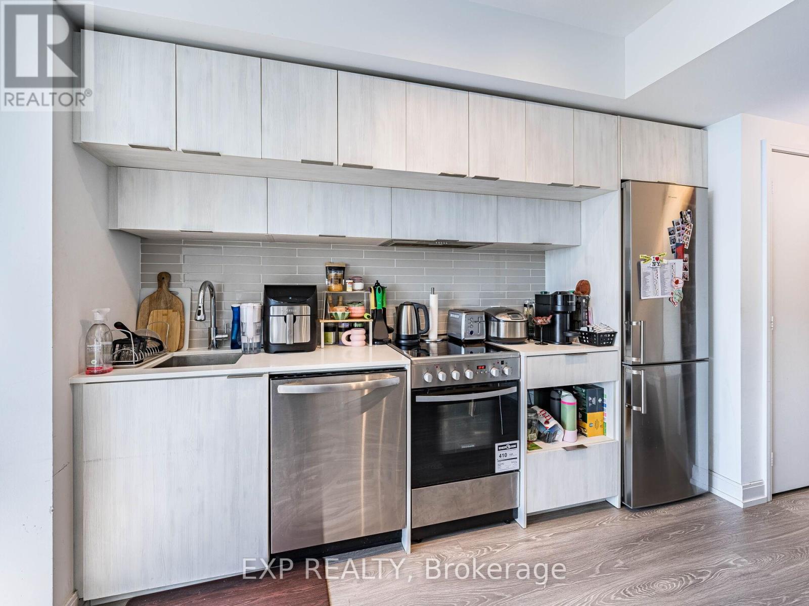 3708 - 181 Dundas Street E, Toronto (Moss Park), Ontario  M5A 0N5 - Photo 8 - C12425269