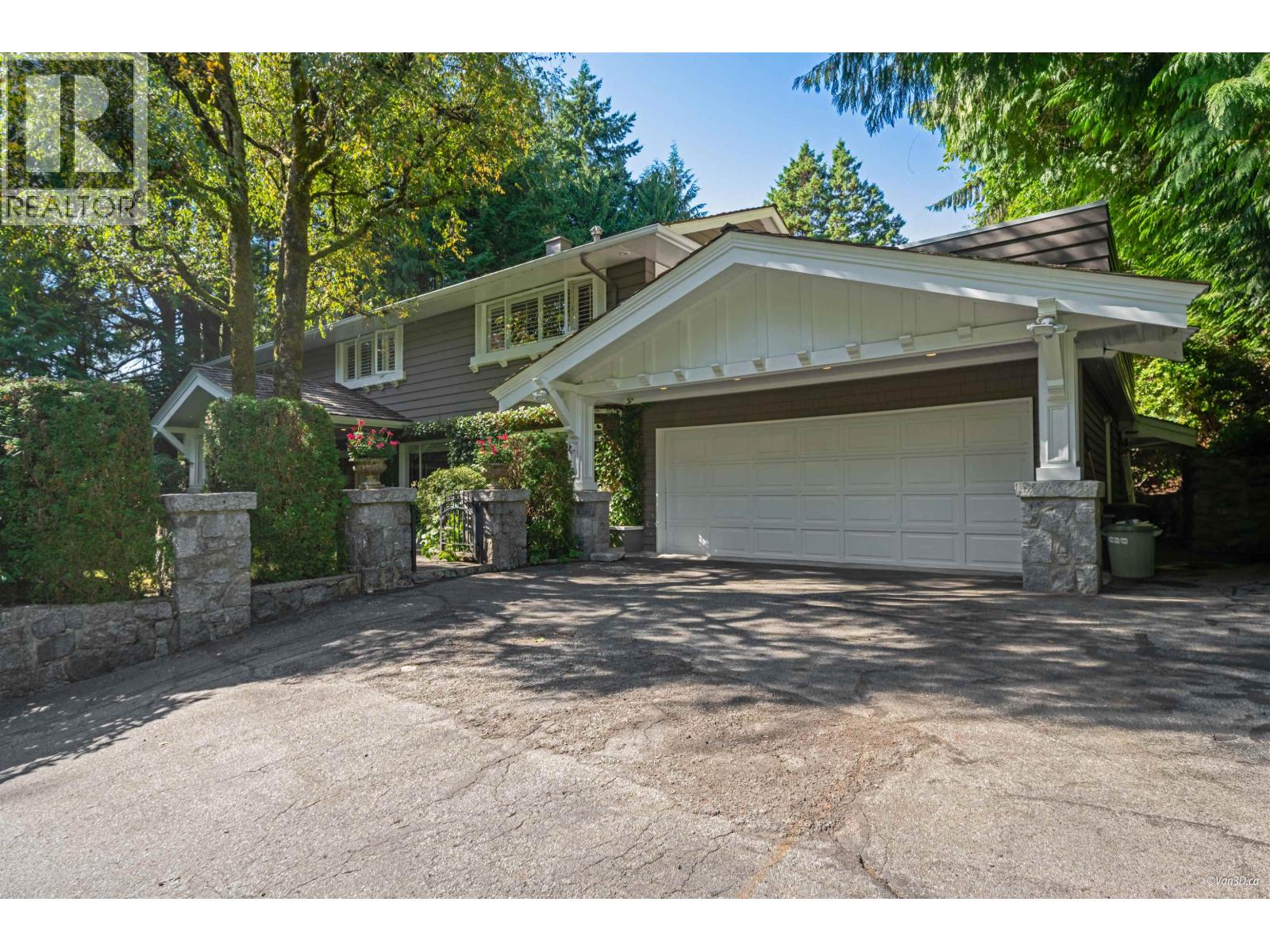 485 SOUTHBOROUGH DRIVE, West Vancouver, British Columbia