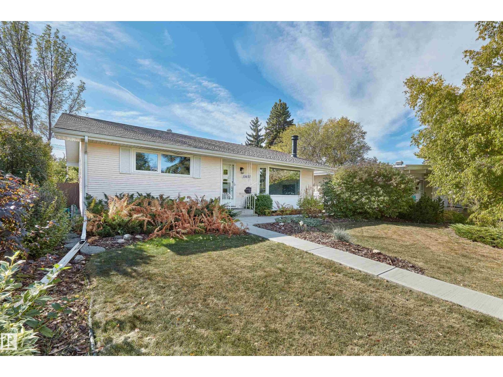 11407 46 Av Nw, Edmonton, Alberta  T6H 0A4 - Photo 2 - E4459338