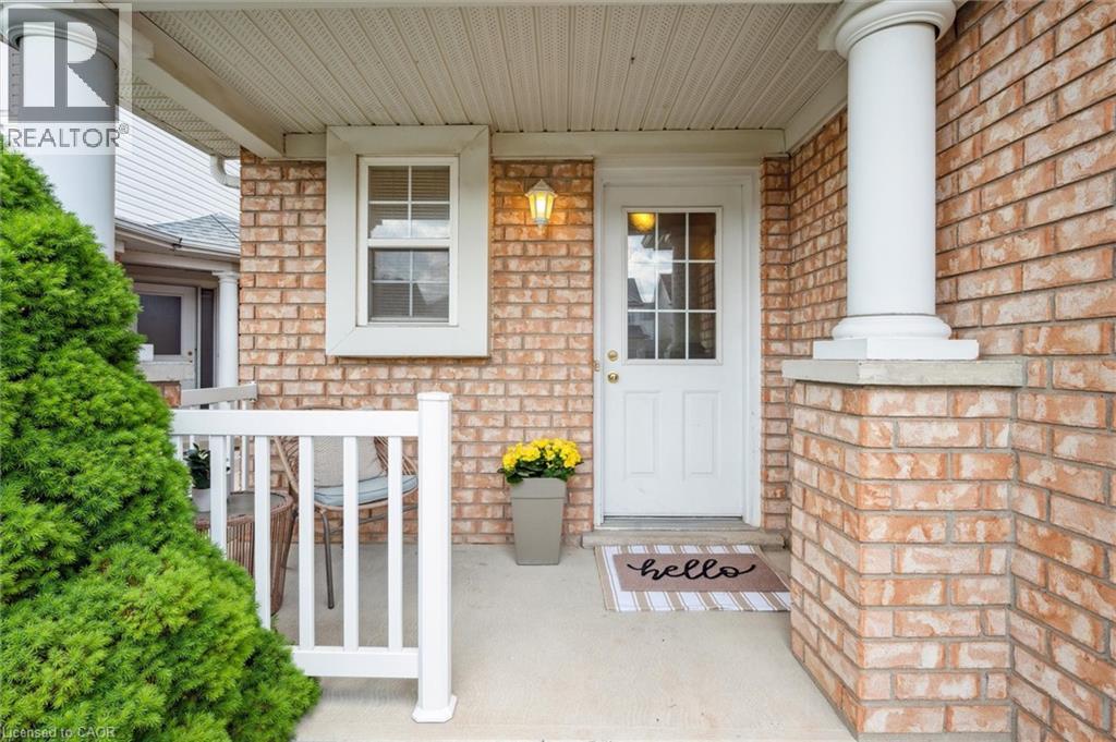 566 Bonavista Drive, Waterloo, Ontario  N2K 3Z7 - Photo 2 - 40770231