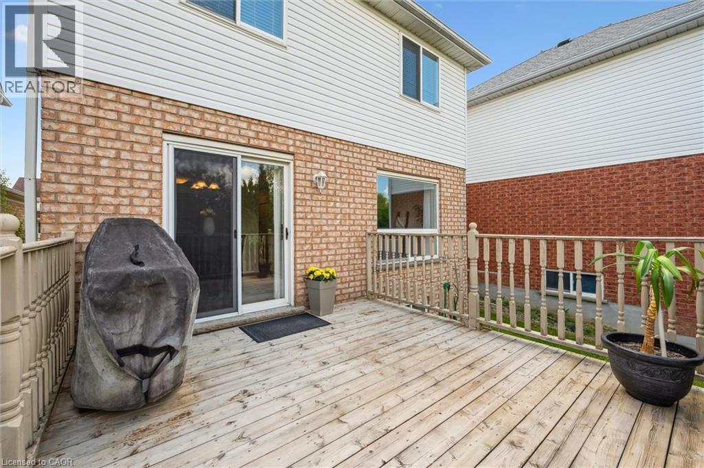 566 Bonavista Drive, Waterloo, Ontario  N2K 3Z7 - Photo 37 - 40770231