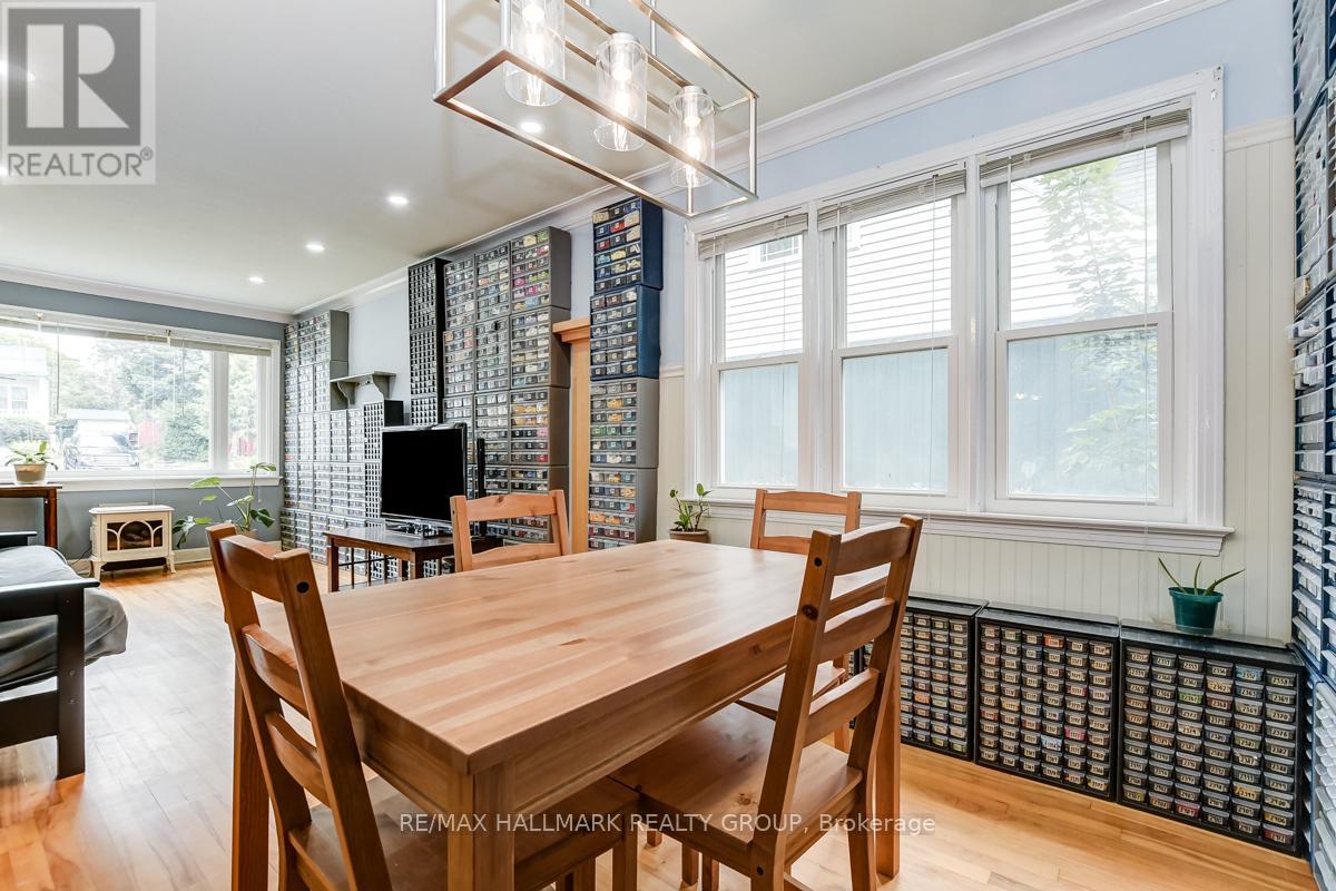 316 Ducharme Boulevard, Ottawa, Ontario  K1L 6T6 - Photo 11 - X12425276
