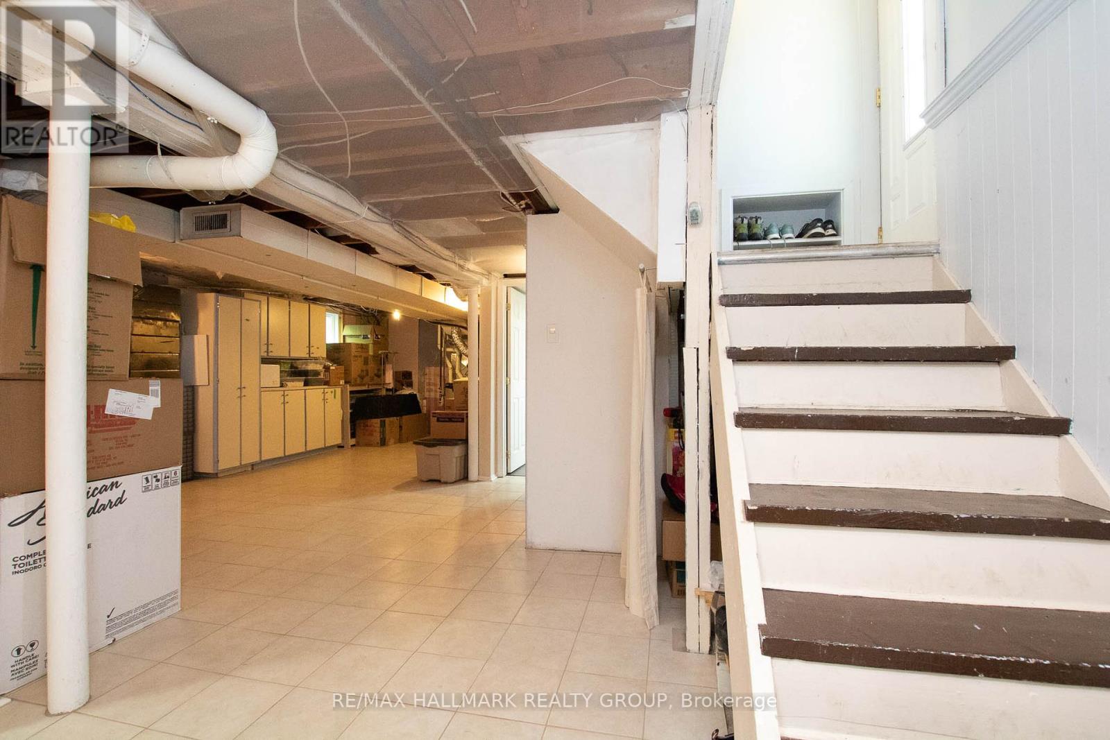 316 Ducharme Boulevard, Ottawa, Ontario  K1L 6T6 - Photo 21 - X12425276