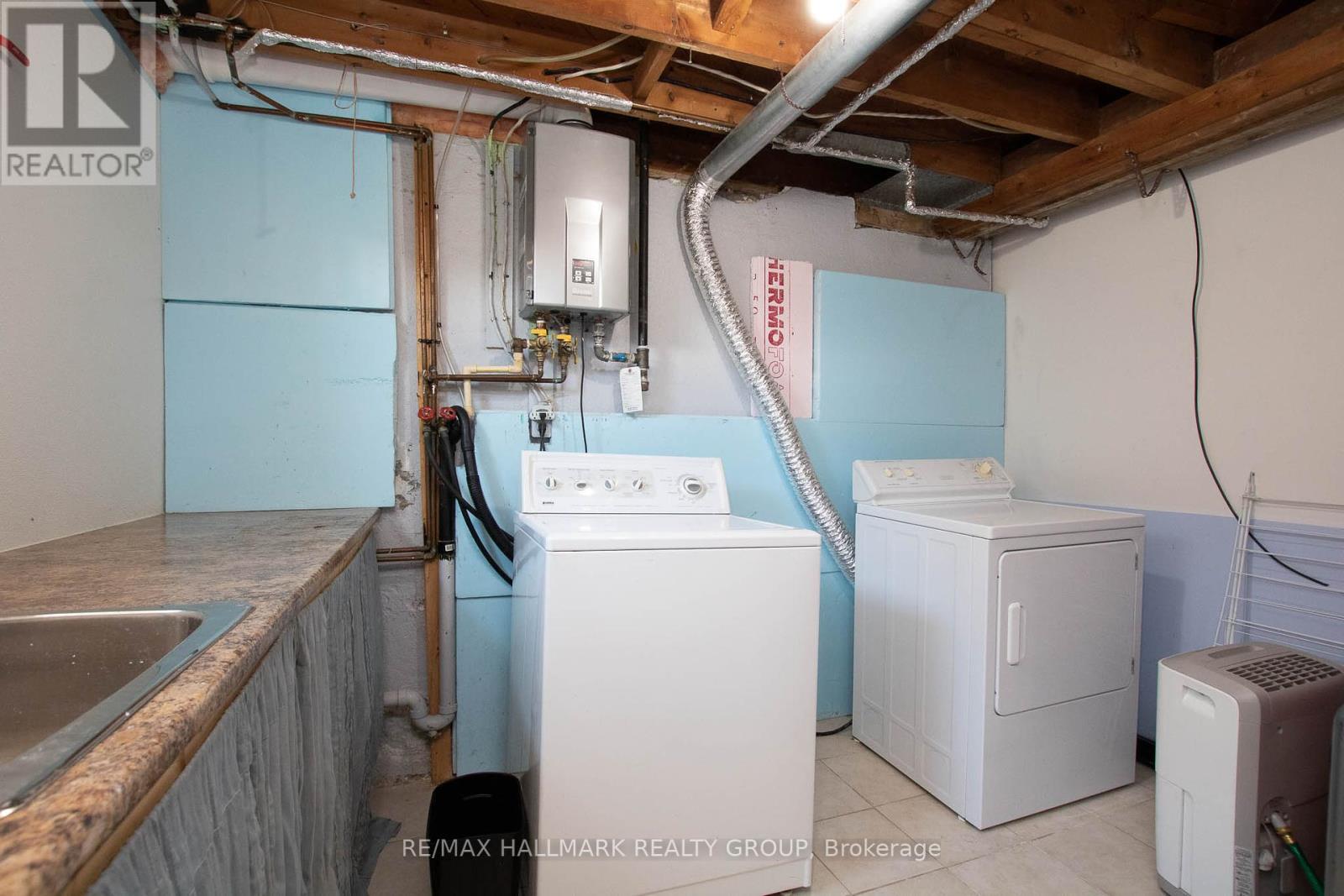 316 Ducharme Boulevard, Ottawa, Ontario  K1L 6T6 - Photo 28 - X12425276