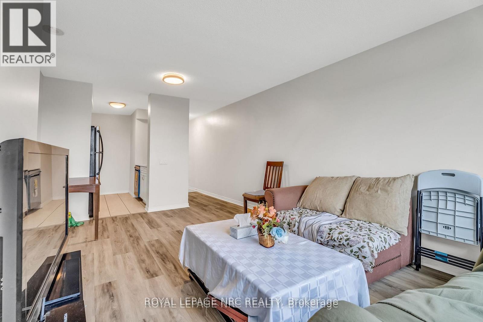 933 - 60 Heintzman Street, Toronto, Ontario  M6P 5A1 - Photo 16 - W12425287