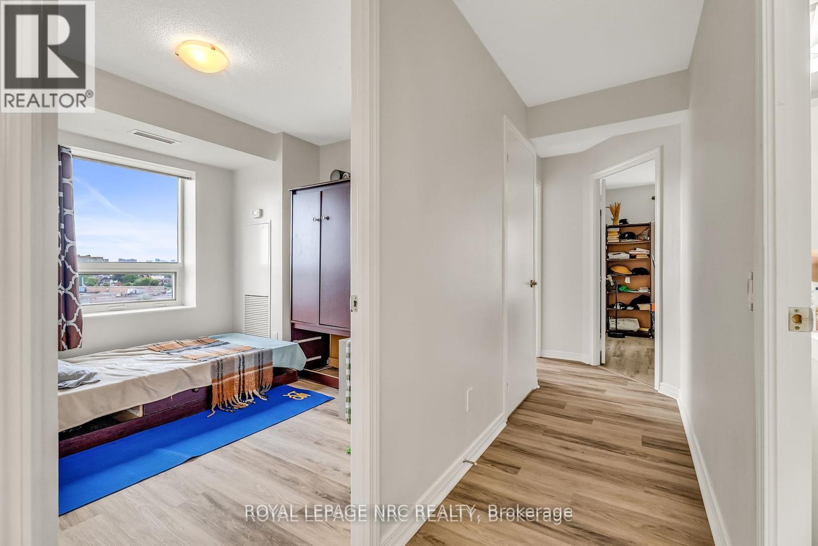 933 - 60 Heintzman Street, Toronto, Ontario  M6P 5A1 - Photo 19 - W12425287