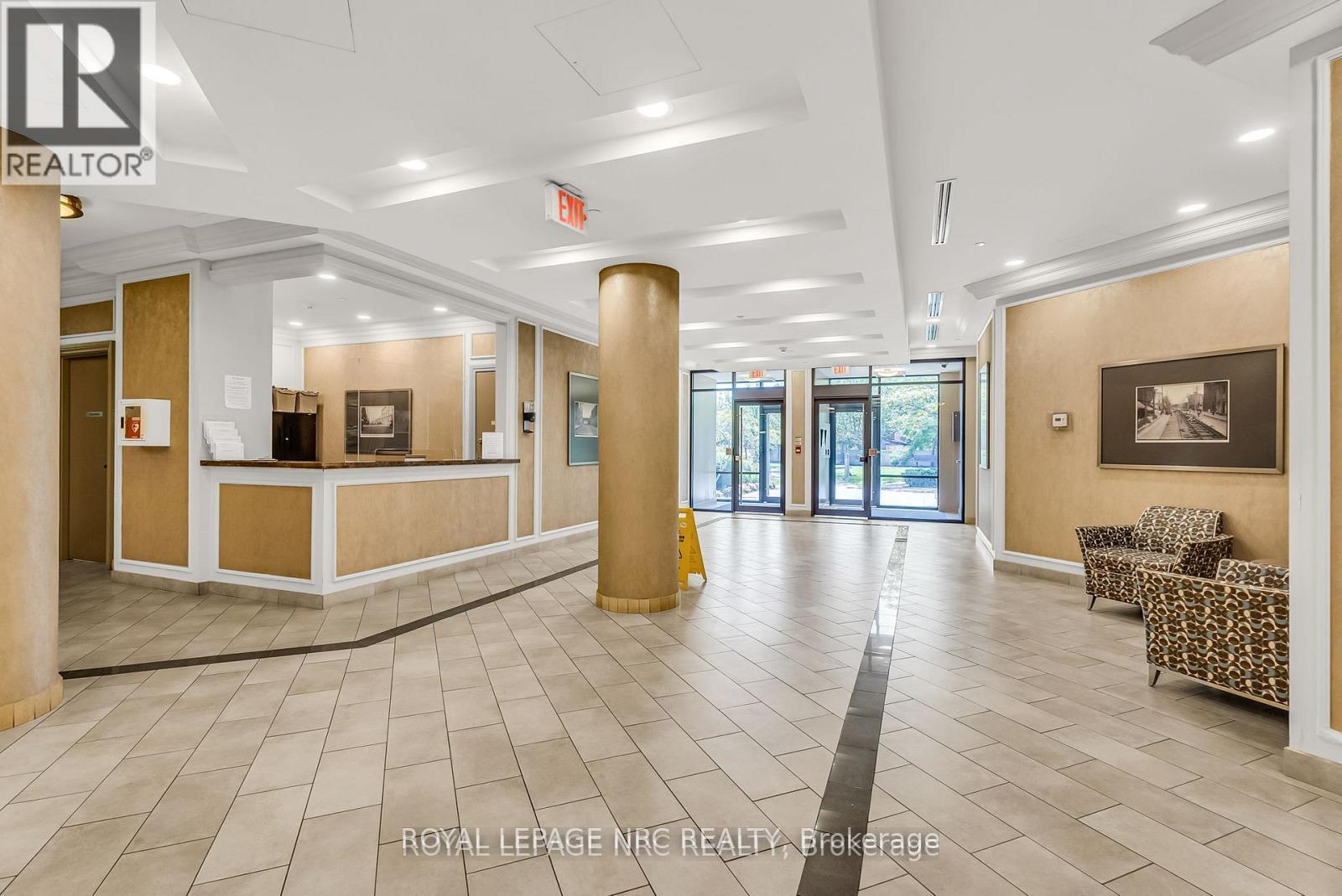933 - 60 Heintzman Street, Toronto, Ontario  M6P 5A1 - Photo 3 - W12425287