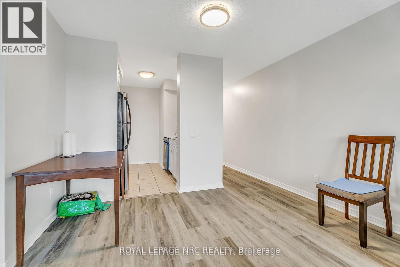 933 - 60 Heintzman Street, Toronto, Ontario  M6P 5A1 - Photo 9 - W12425287