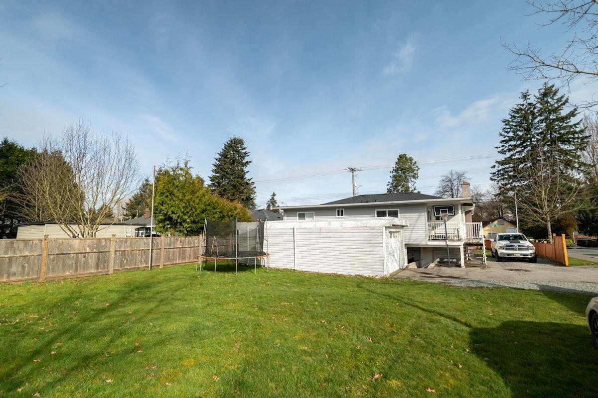 12390 96 Avenue, Surrey, British Columbia  V3V 1W7 - Photo 5 - R3051554