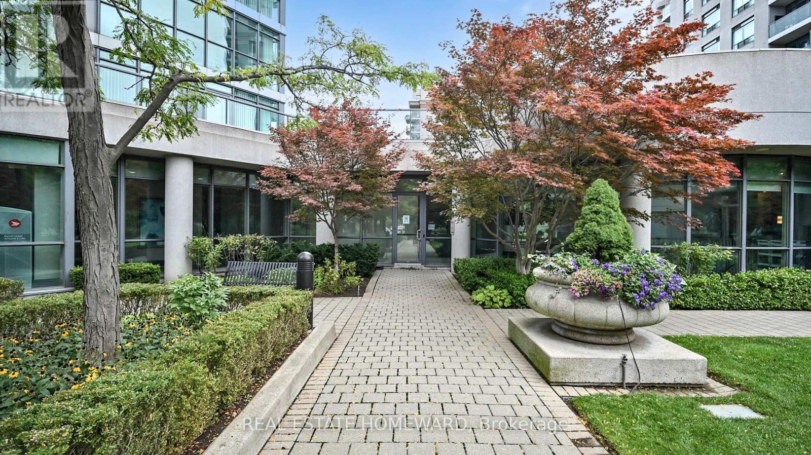 1207 - 30 Harrison Garden Boulevard, Toronto (Willowdale East), Ontario  M2N 7A9 - Photo 41 - C12425283