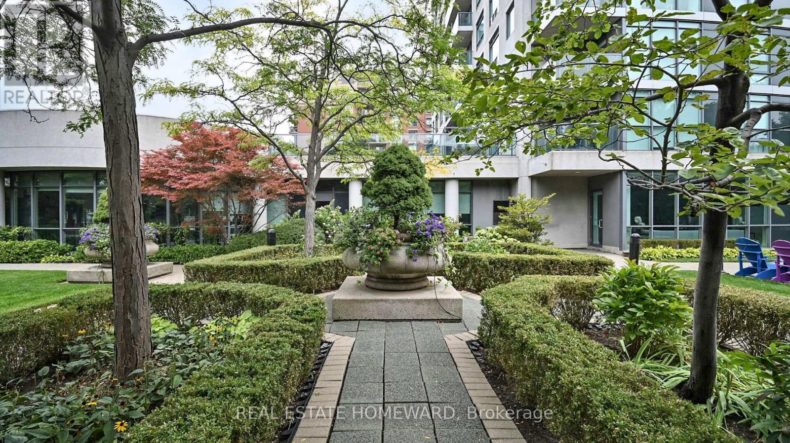 1207 - 30 Harrison Garden Boulevard, Toronto (Willowdale East), Ontario  M2N 7A9 - Photo 47 - C12425283