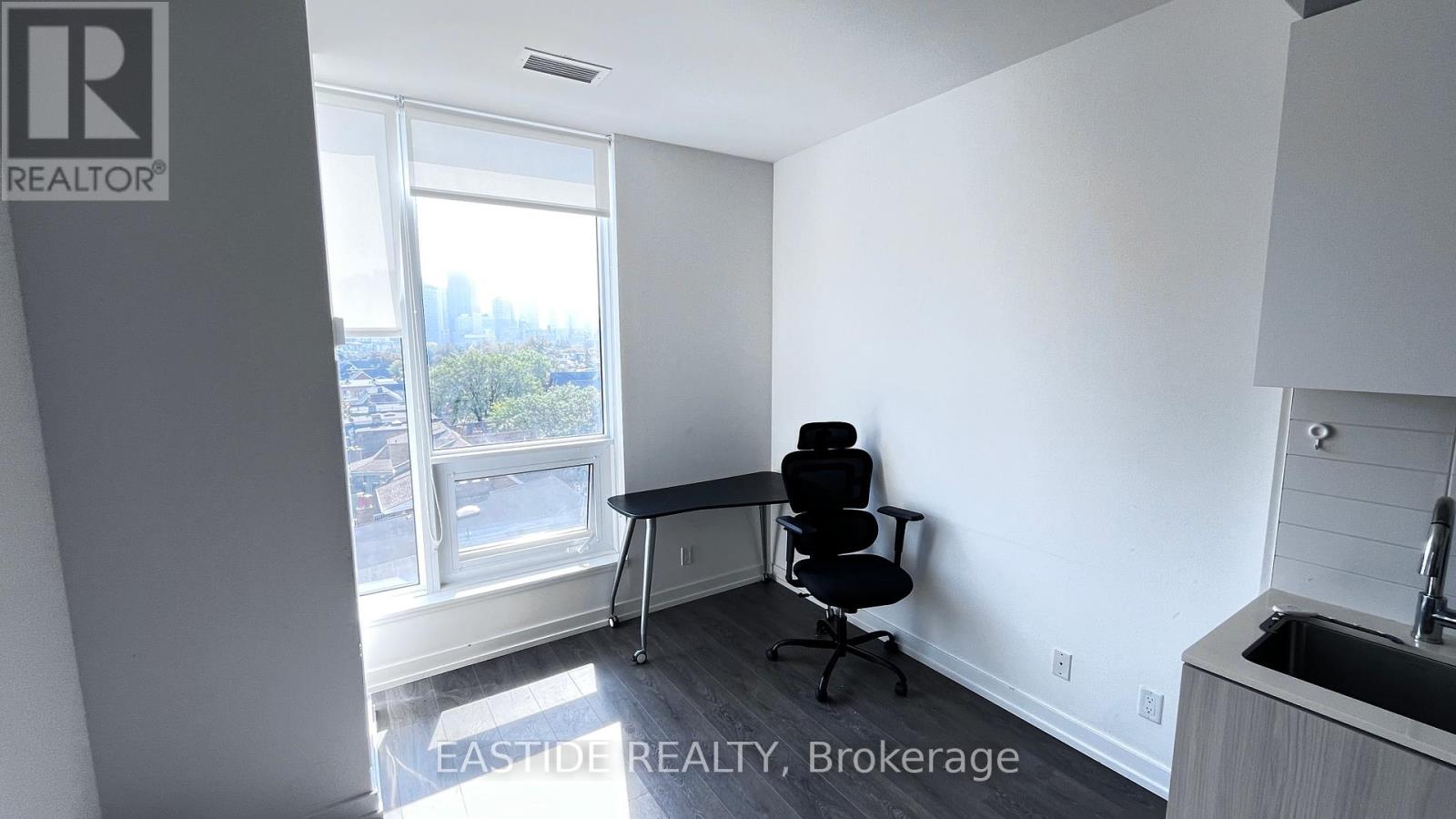 612 - 203 College Street, Toronto, Ontario  M5T 1P9 - Photo 11 - C12425285