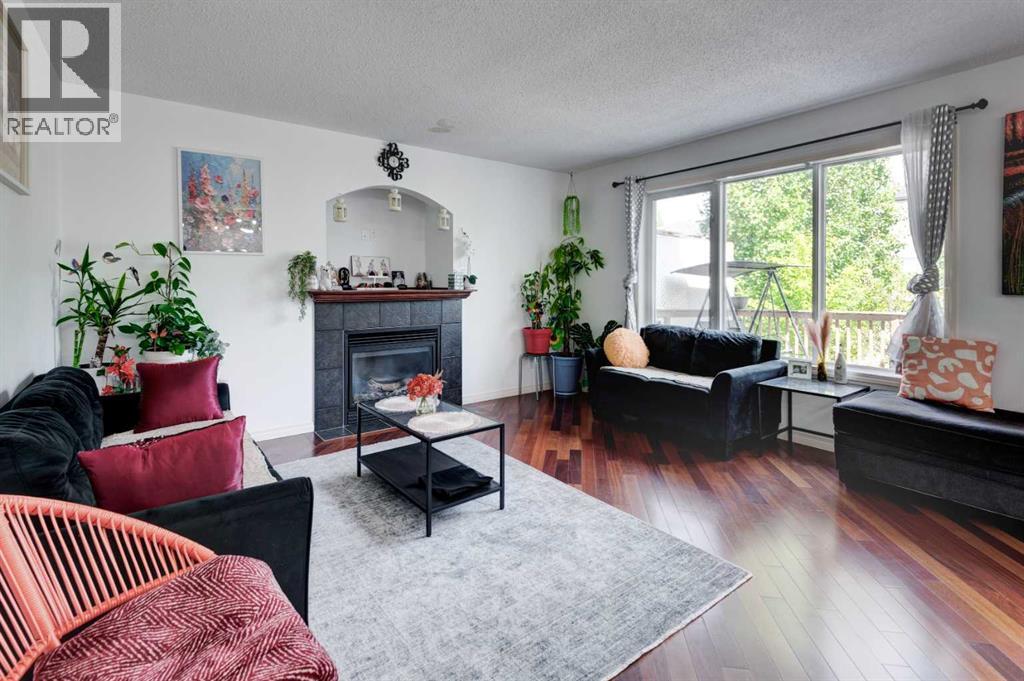 992 Copperfield Boulevard Se, Calgary, Alberta  T2Z 4X6 - Photo 4 - A2259787