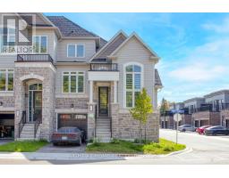 21 Lyall Stokes Circle, East Gwillimbury (Mt Albert), Ca