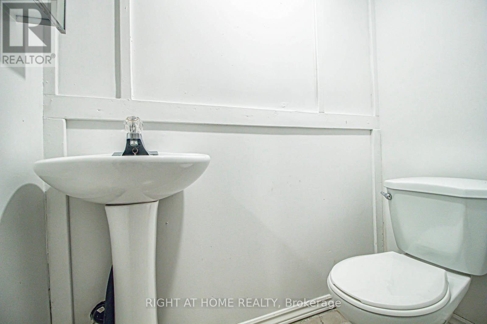 30 Vodden Street W, Brampton (Brampton West), Ontario  L6X 2W7 - Photo 28 - W12425284