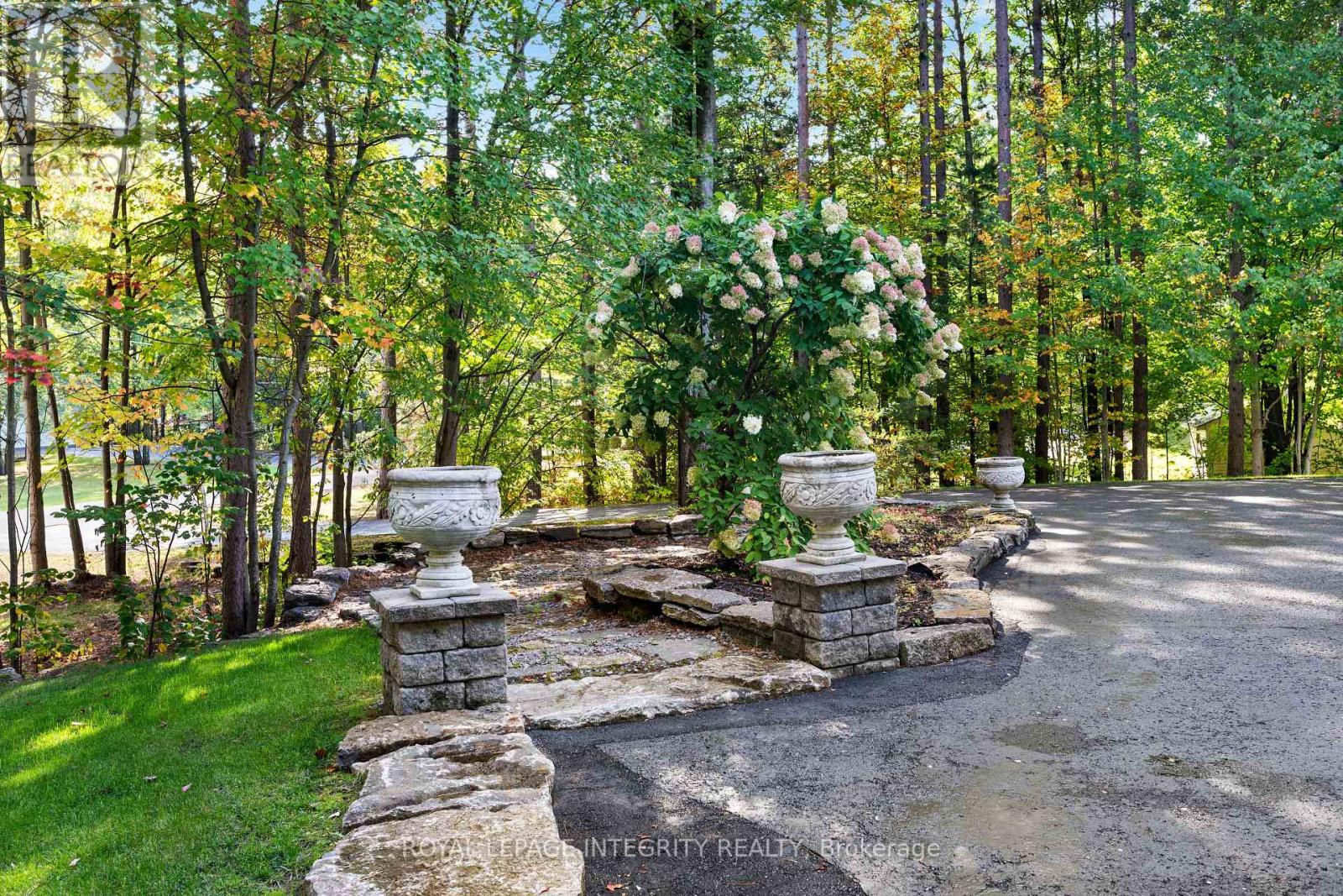 25 Marie-Eve Street E, Alfred And Plantagenet, Ontario  K0B 1A0 - Photo 41 - X12425319