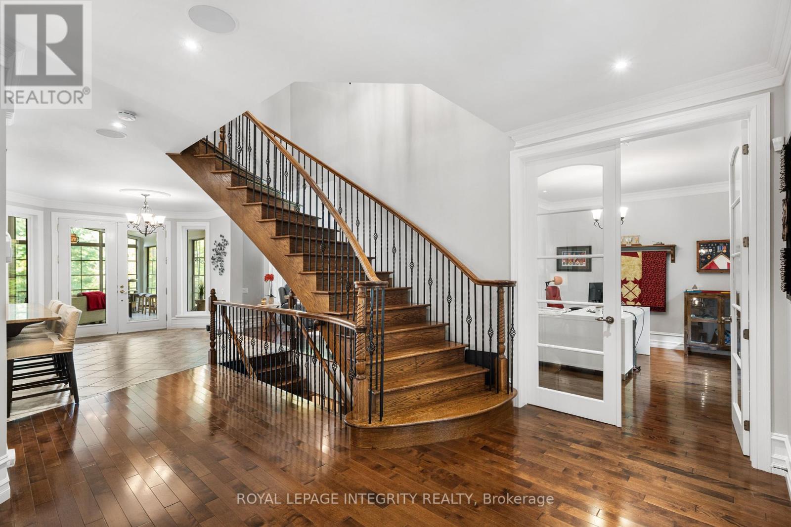 25 Marie-Eve Street E, Alfred And Plantagenet, Ontario  K0B 1A0 - Photo 6 - X12425319
