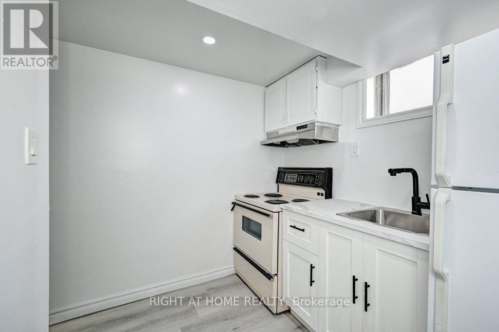 505 Speedvale Avenue E, Guelph, Ontario  N1E 1P5 - Photo 42 - X12425274
