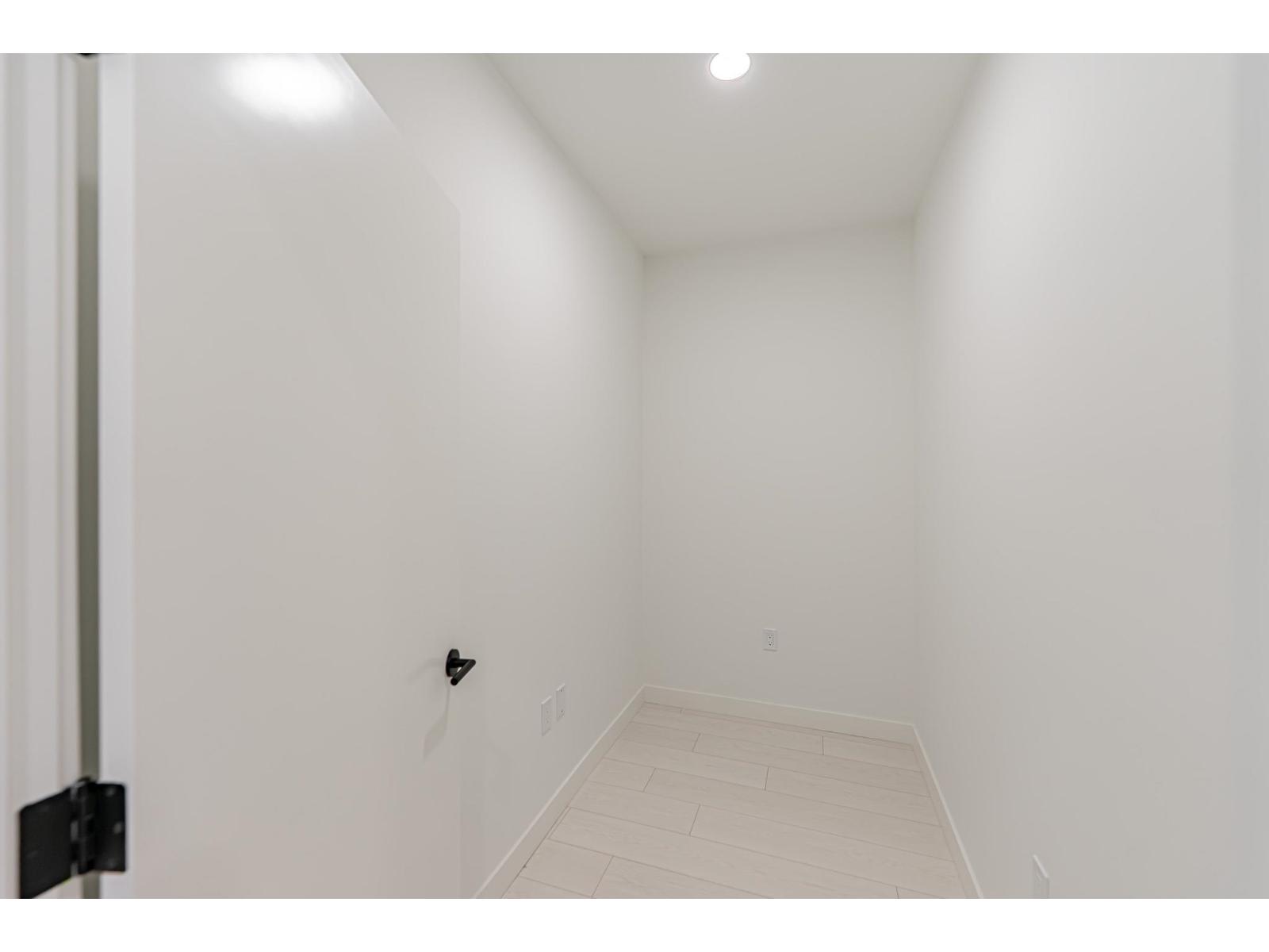 205 10466 138a Street, Surrey, British Columbia  V3T 4L3 - Photo 17 - R3051765