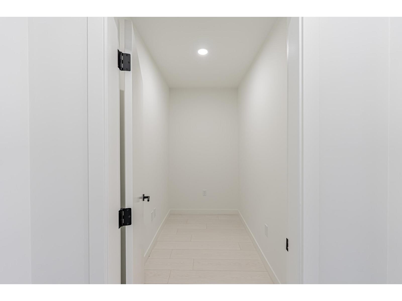 205 10466 138a Street, Surrey, British Columbia  V3T 4L3 - Photo 16 - R3051765
