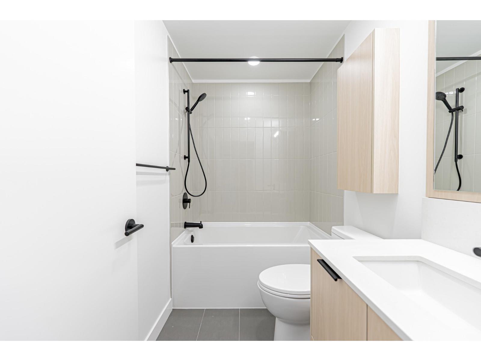 205 10466 138a Street, Surrey, British Columbia  V3T 4L3 - Photo 20 - R3051765