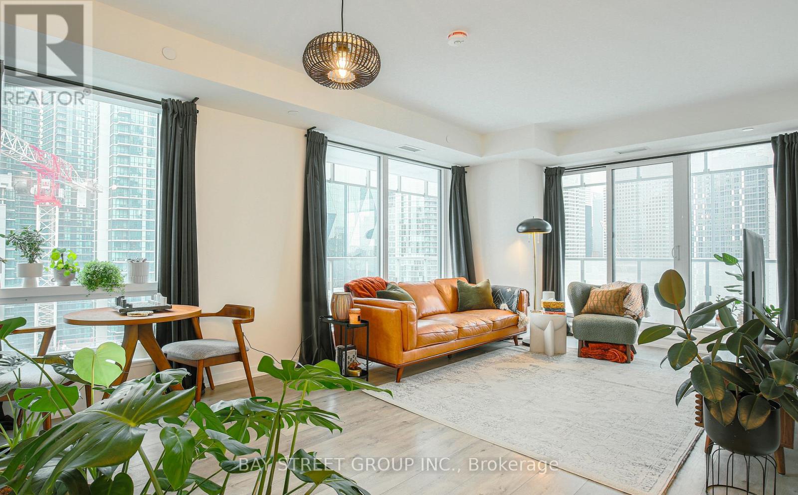 2004 - 28 FREELAND STREET, Toronto, Ontario