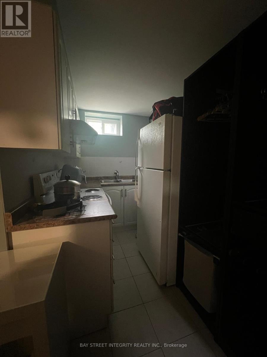 81 Crossbow Crescent, Toronto, Ontario  M2J 3M3 - Photo 13 - C12425305
