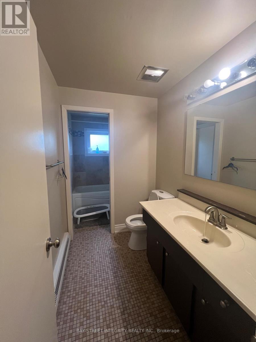 81 Crossbow Crescent, Toronto, Ontario  M2J 3M3 - Photo 30 - C12425305