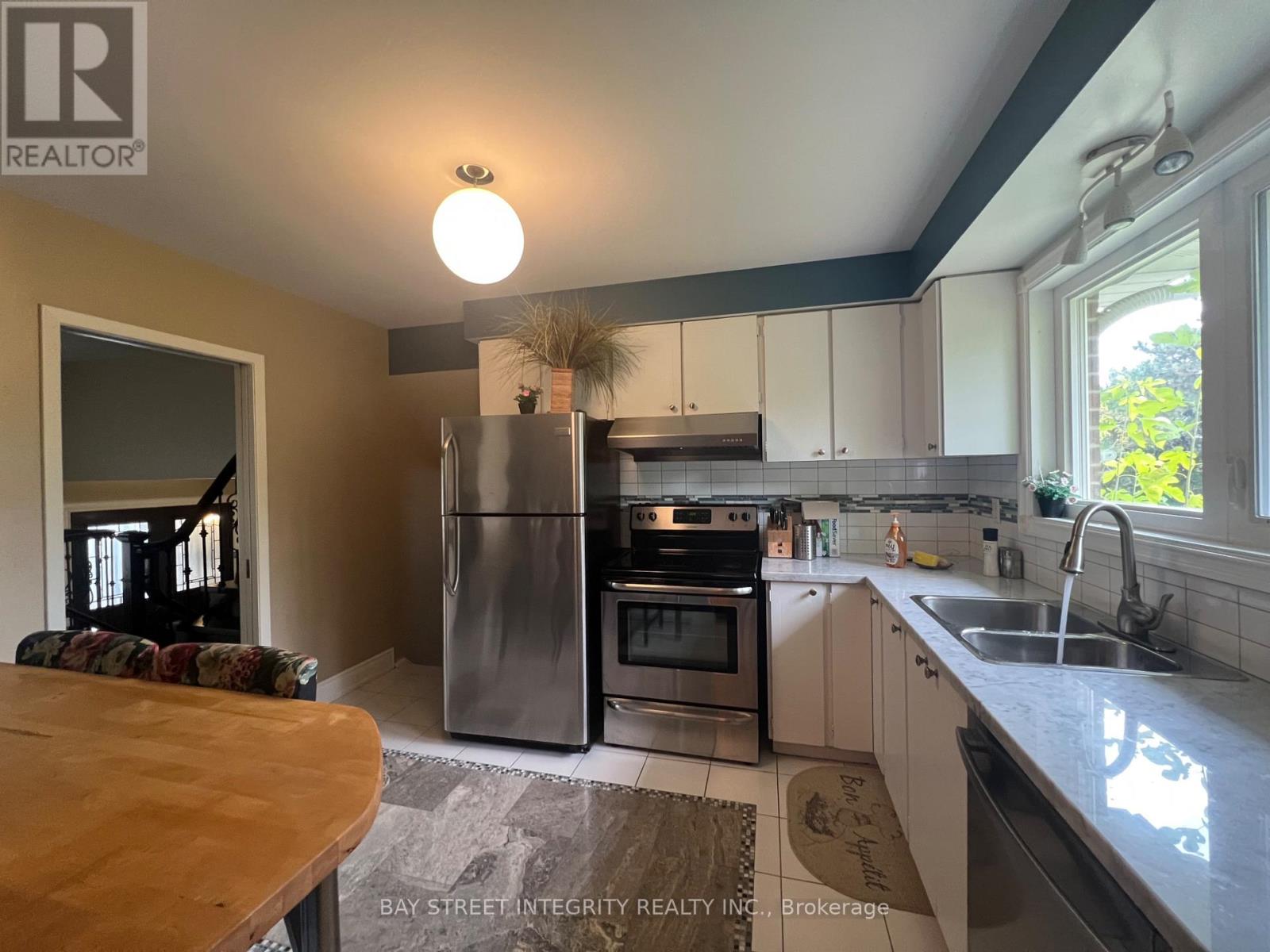 81 Crossbow Crescent, Toronto, Ontario  M2J 3M3 - Photo 39 - C12425305