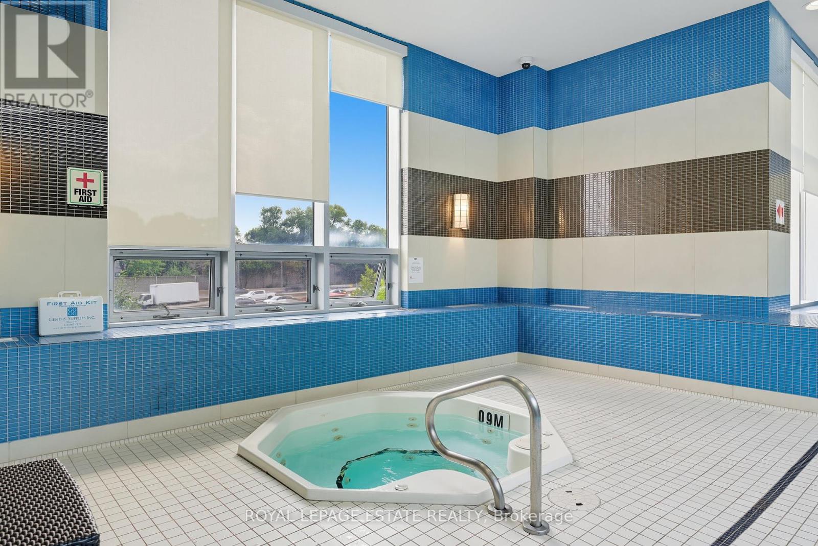 1808 - 100 Harrison Garden Boulevard, Toronto, Ontario  M2N 0C2 - Photo 18 - C12425306