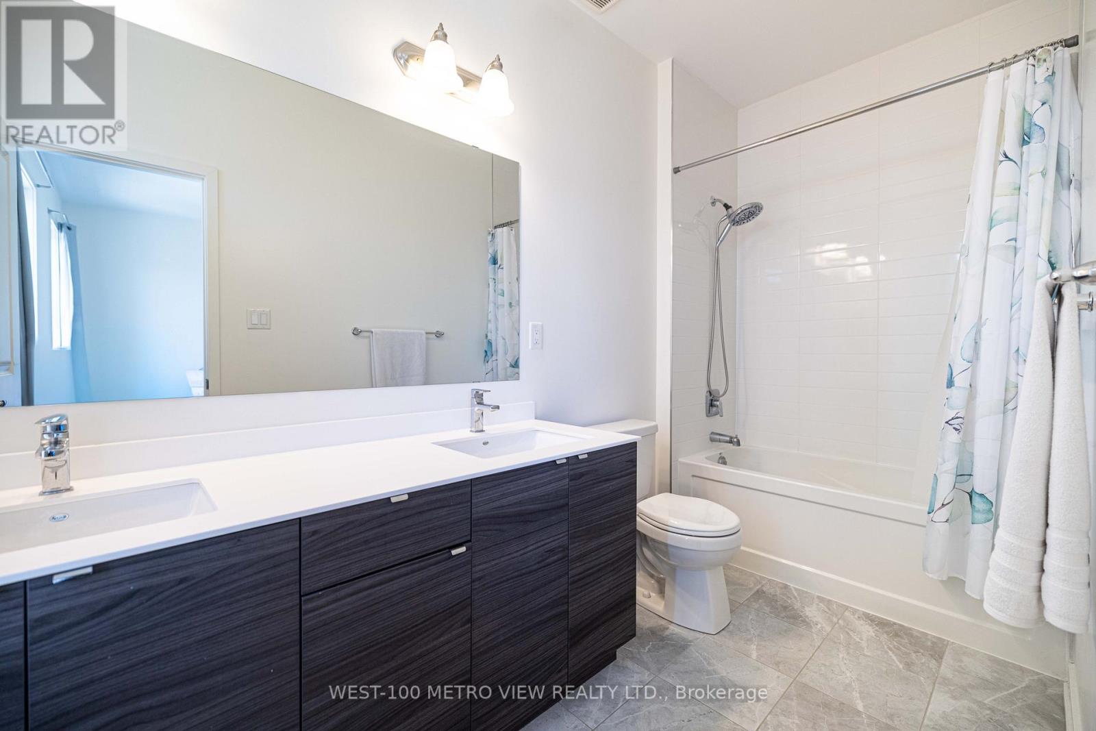 3141 Ernest Appelbe Boulevard, Oakville, Ontario  L6H 0N8 - Photo 16 - W12425288