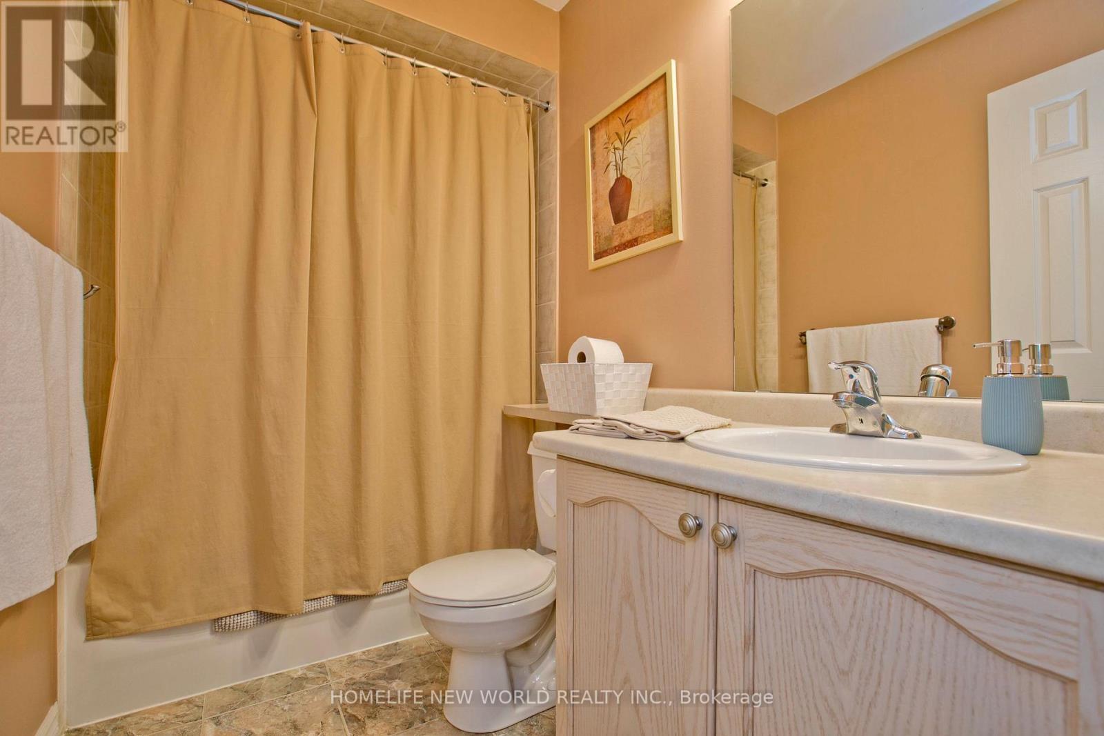 54 Brussels Avenue, Brampton, Ontario  L6Z 0A5 - Photo 13 - W12425310