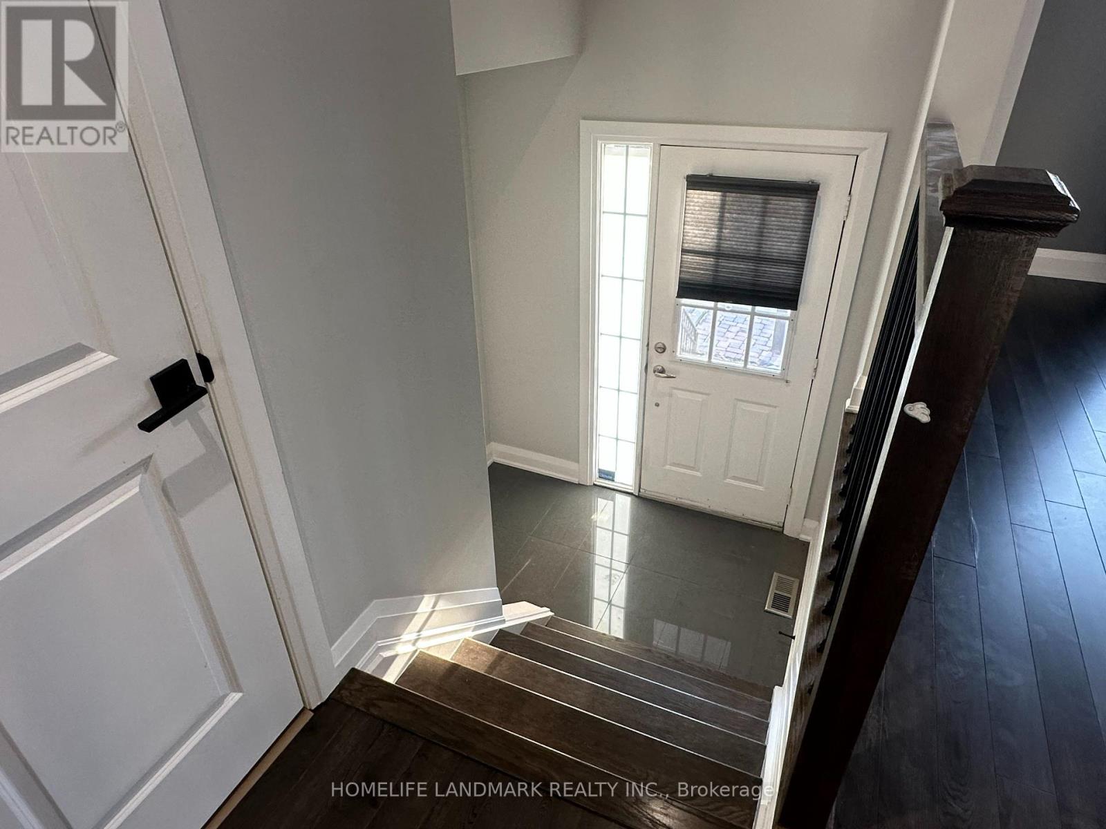 63 - 2398 Britannia Road W, Mississauga, Ontario  L5M 6B6 - Photo 2 - W12425316
