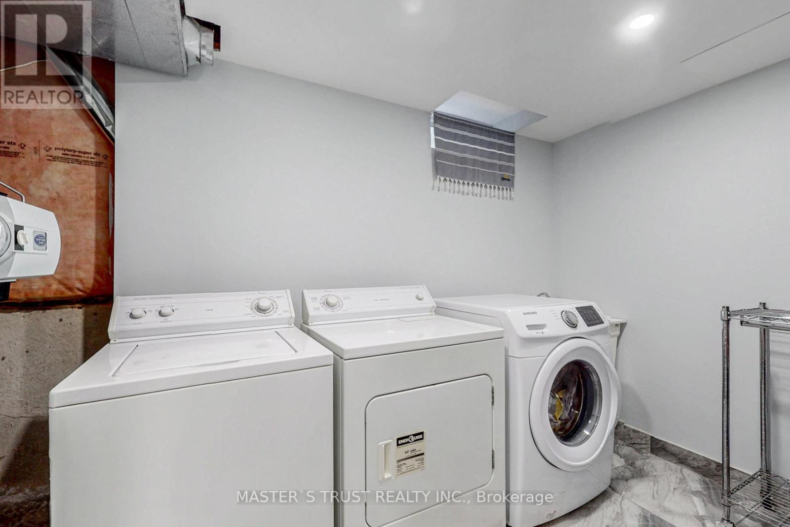 2035 Shady Glen Road, Oakville, Ontario  L6M 3R1 - Photo 41 - W12425317