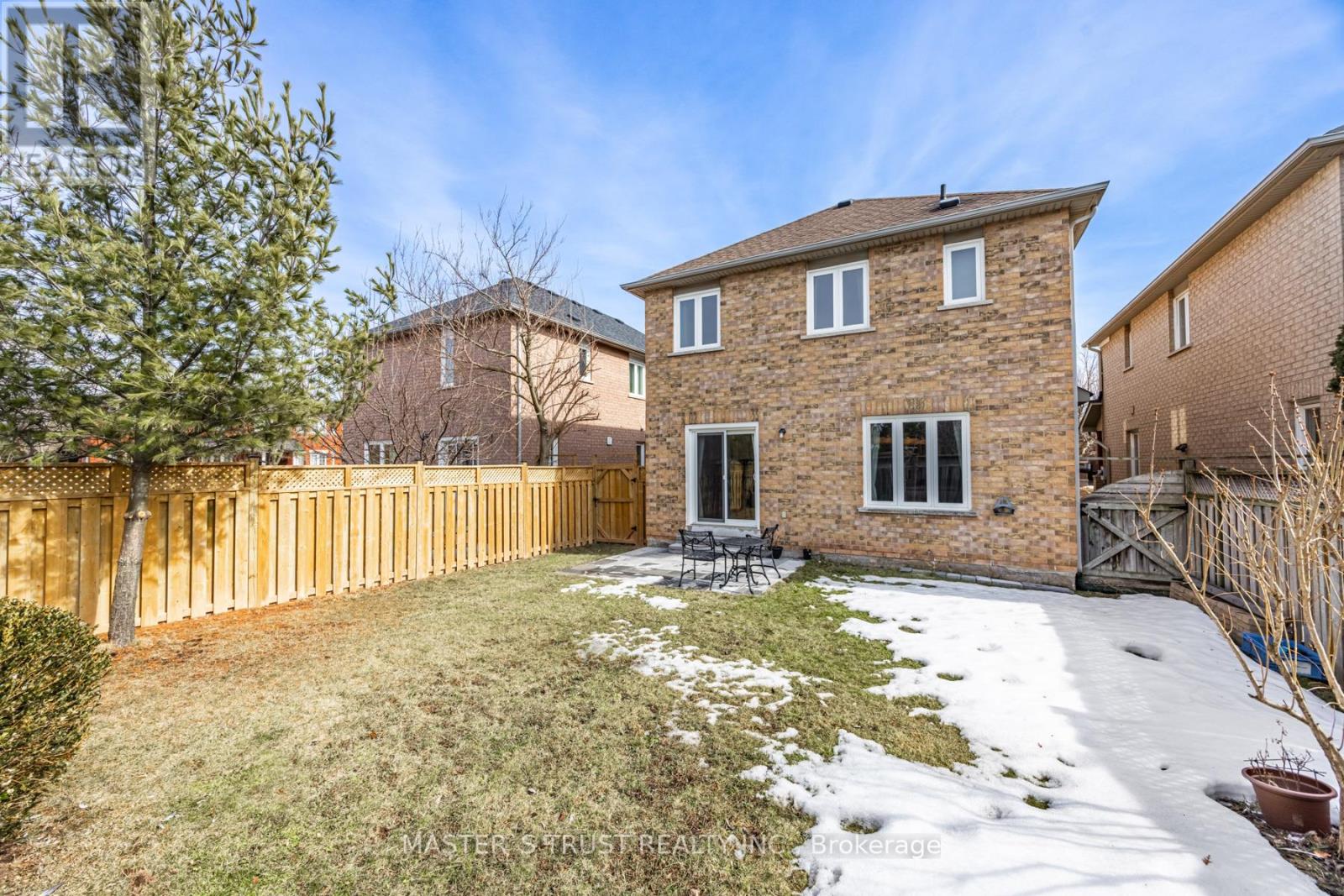 2035 Shady Glen Road, Oakville, Ontario  L6M 3R1 - Photo 45 - W12425317
