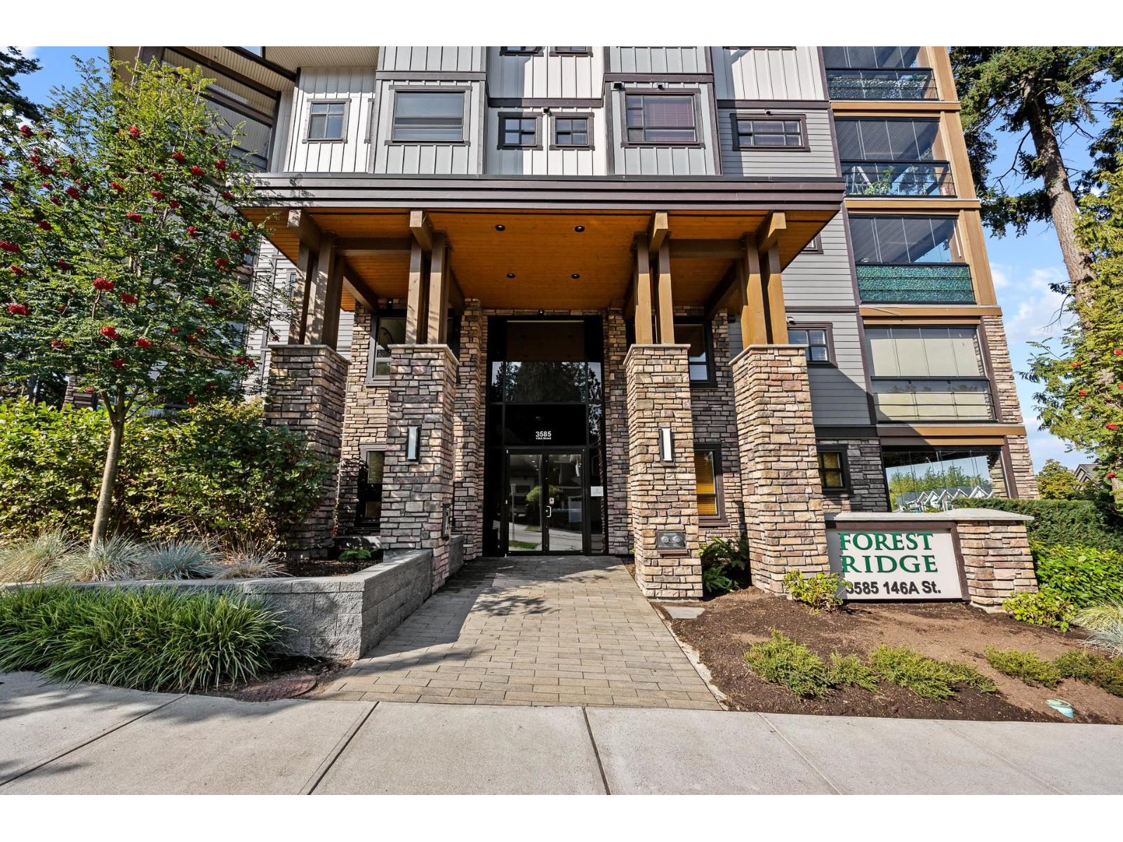 307 3585 146a Street, Surrey, British Columbia  V4P 0G9 - Photo 2 - R3050926