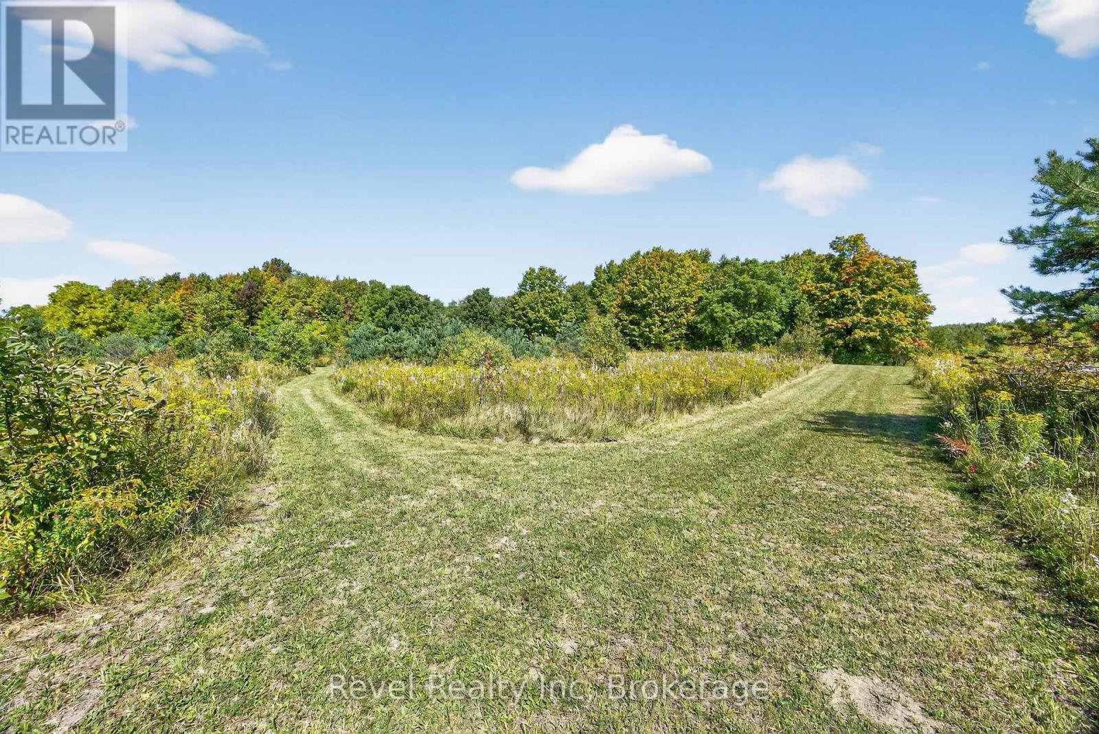 7190 93 Highway, Tiny, Ontario  L0K 2E1 - Photo 36 - S12419857