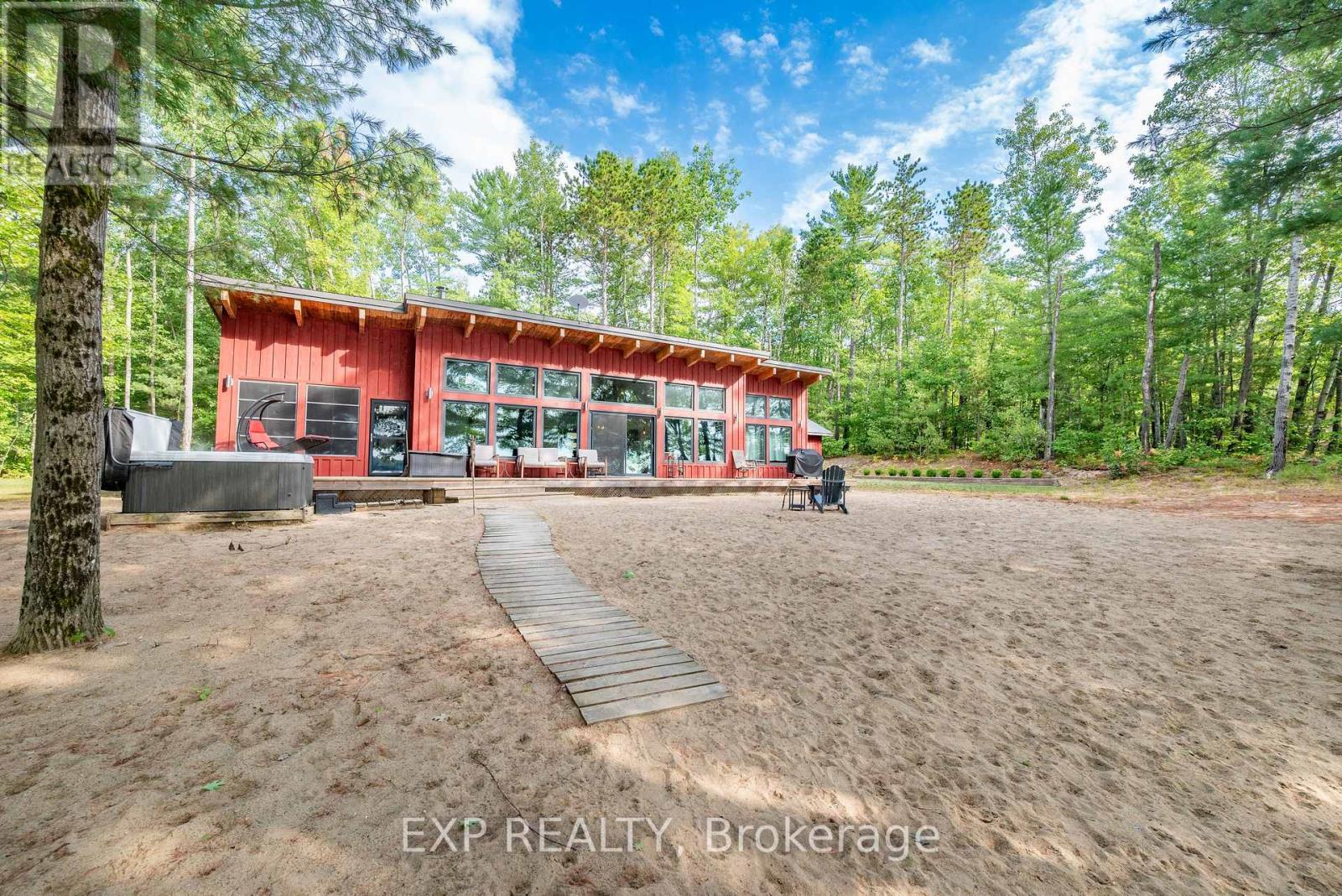 332 Lachlan Lane, Whitewater Region, Ontario  K0J 2L0 - Photo 36 - X12425325