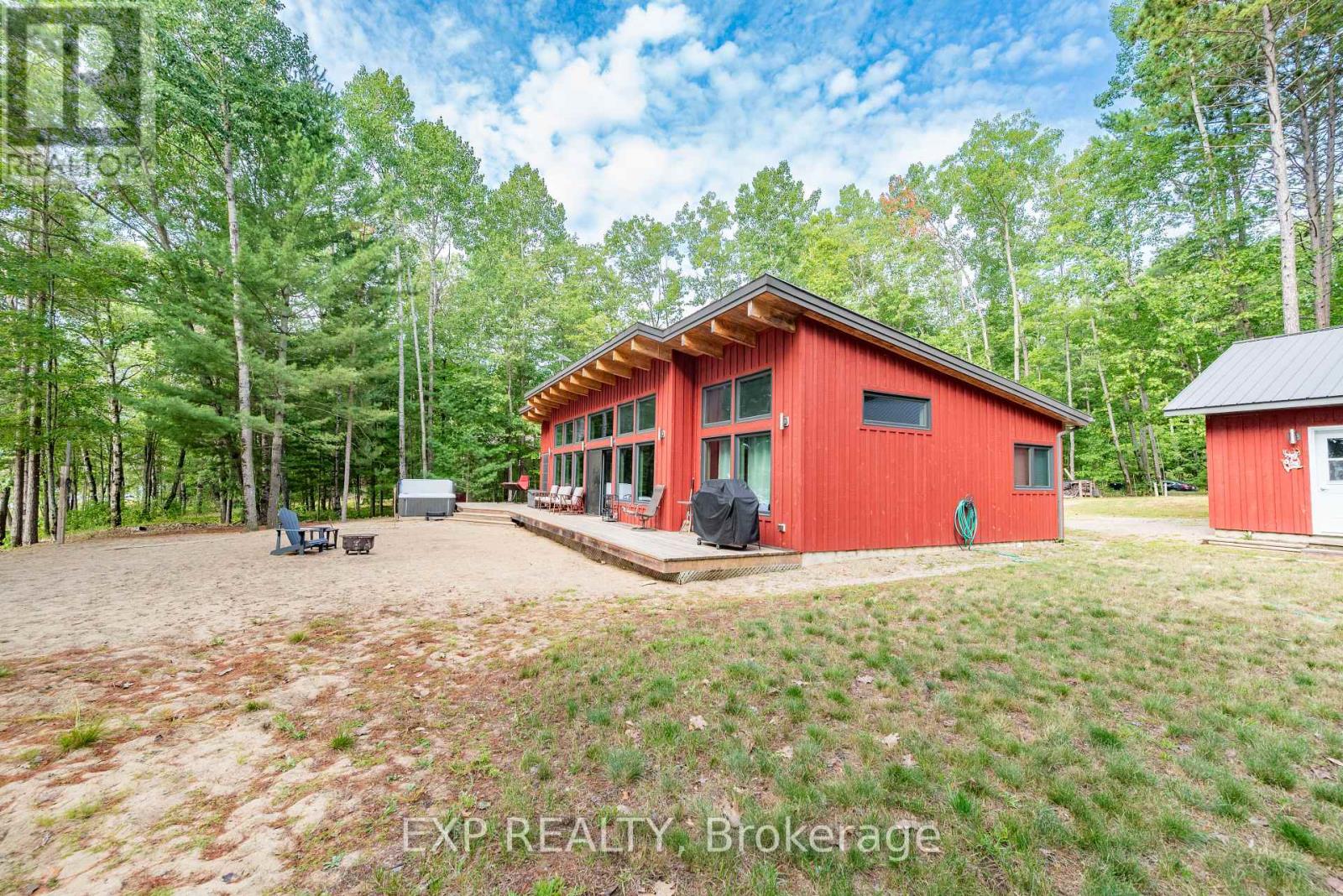 332 Lachlan Lane, Whitewater Region, Ontario  K0J 2L0 - Photo 39 - X12425325