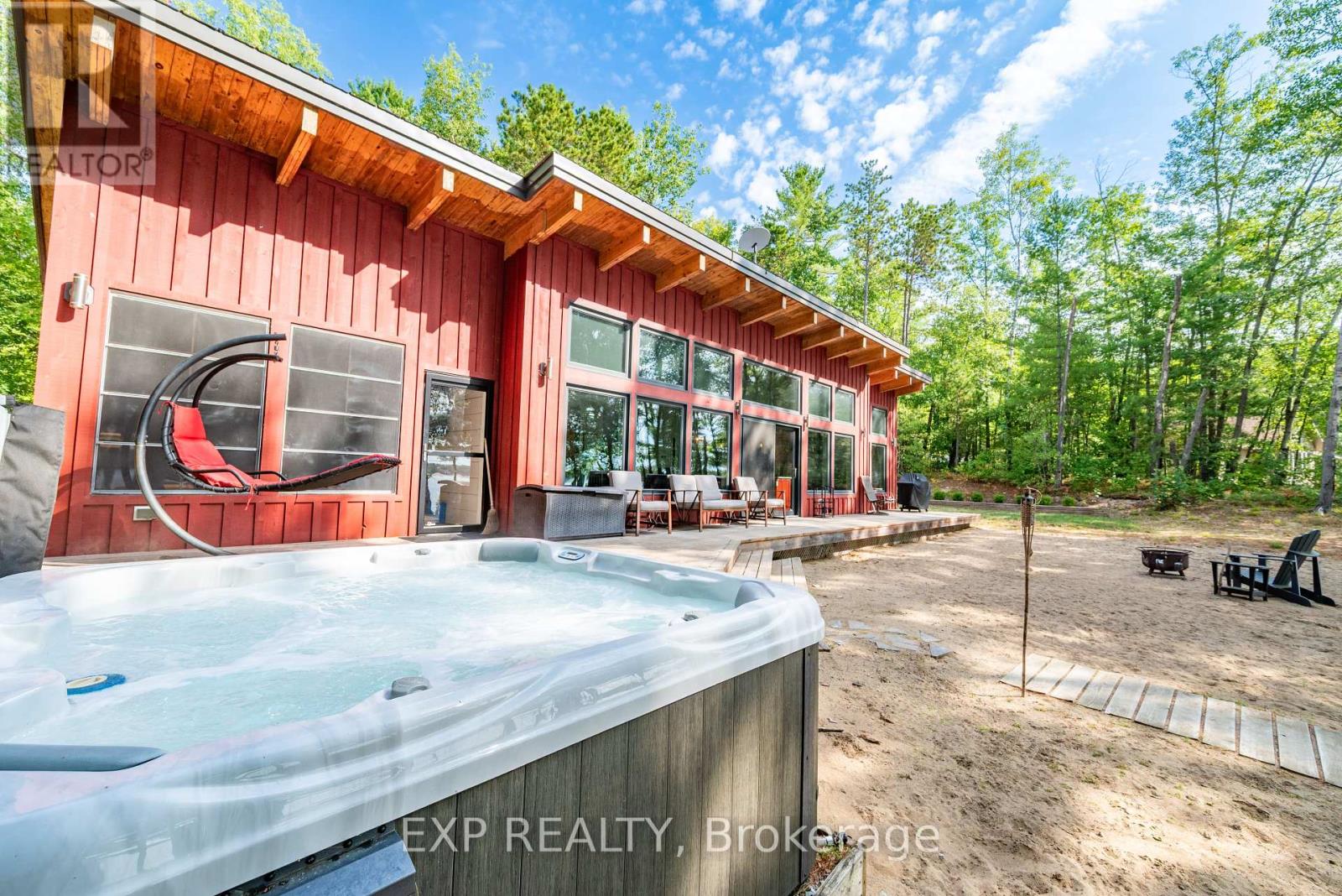 332 Lachlan Lane, Whitewater Region, Ontario  K0J 2L0 - Photo 40 - X12425325