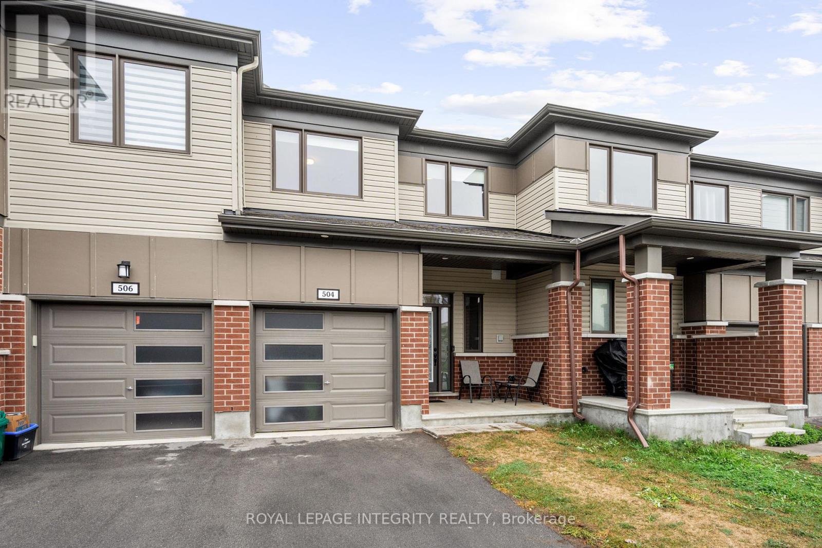 504 Flagstaff Drive, Ottawa, Ontario  K2J 6T5 - Photo 2 - X12425336