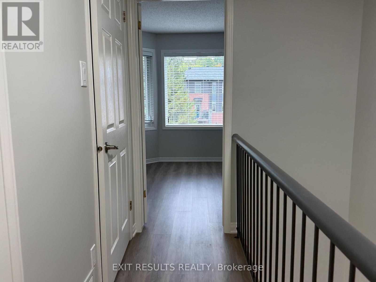 4 - 1400 Wildberry Court, Ottawa, Ontario  K1C 7K6 - Photo 30 - X12425338