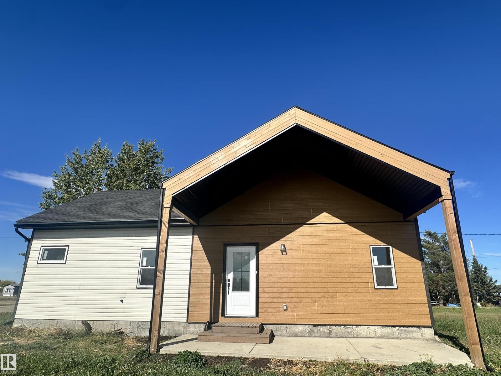 4743 47 St, Clyde, Alberta  T0G 0P0 - Photo 4 - E4459350