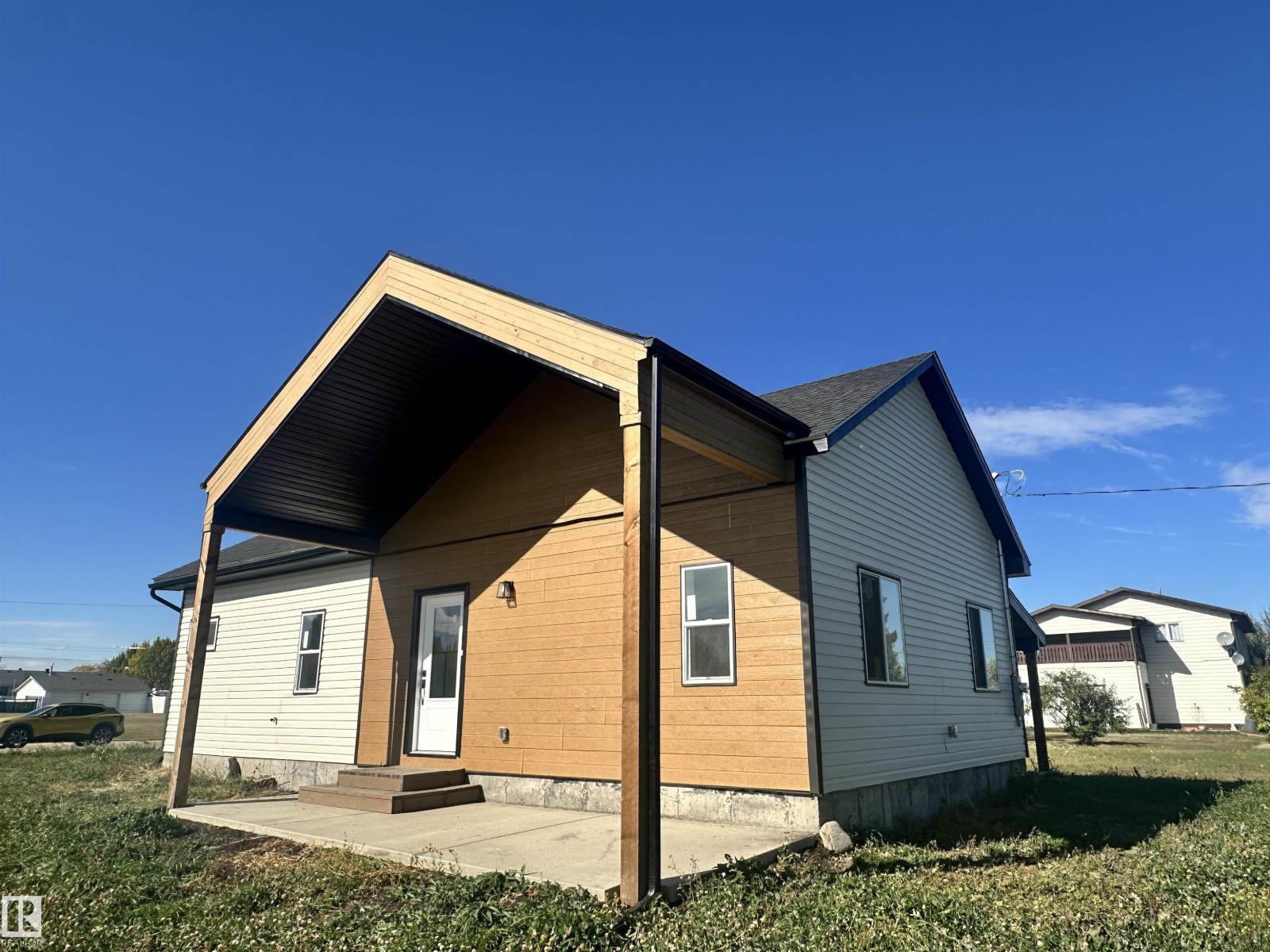 4743 47 St, Clyde, Alberta  T0G 0P0 - Photo 5 - E4459350