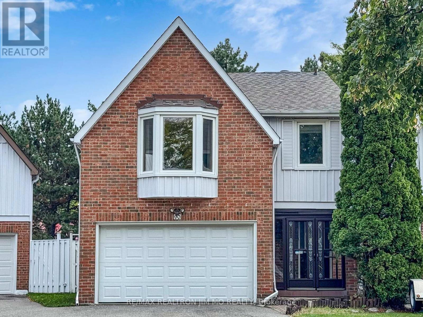 90 BELINDA SQUARE, Toronto, Ontario