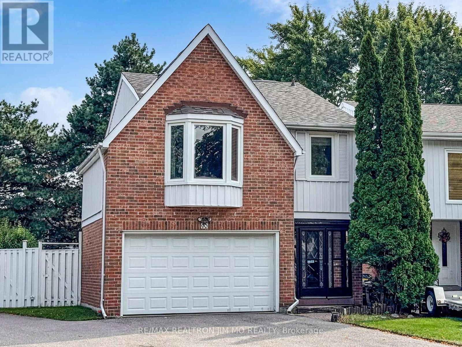 90 Belinda Square, Toronto, Ontario  M1W 3M2 - Photo 2 - E12425331